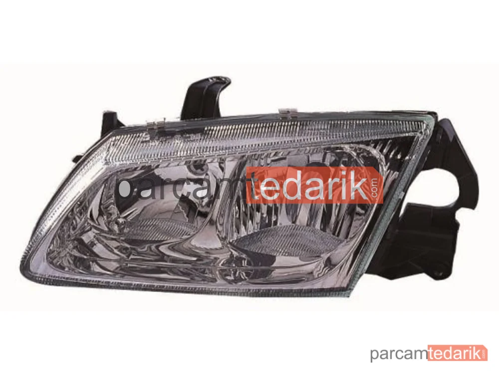 Far — Nissan Almera II Hatchback - 2151188RLDEM