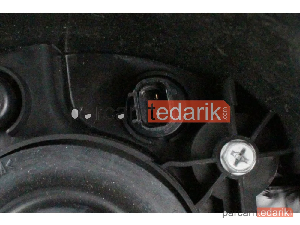 DEPO 2181151RLDEM | Far — Suzuki SWIFT IV