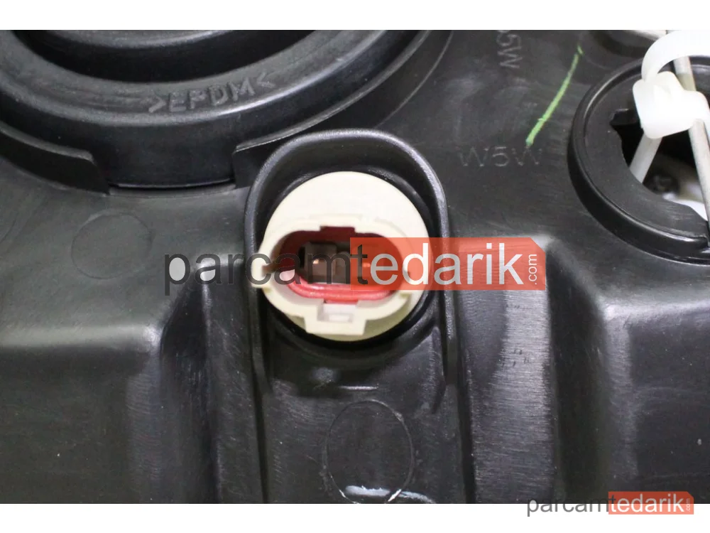 DEPO 6611167LLDEM | Far — Fiat Freemont, Dodge Journey