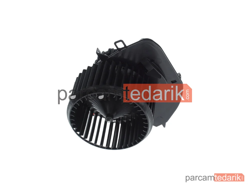 BOSCH 0130115812 | Kalorifer Fan Motoru — VW Multivan T6, VW Transporter T6 / Caravelle T6, VW Transporter T6