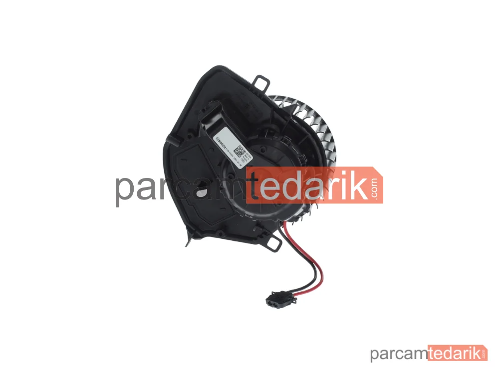 BOSCH 0130115812 | Kalorifer Fan Motoru — VW Multivan T6, VW Transporter T6 / Caravelle T6, VW Transporter T6