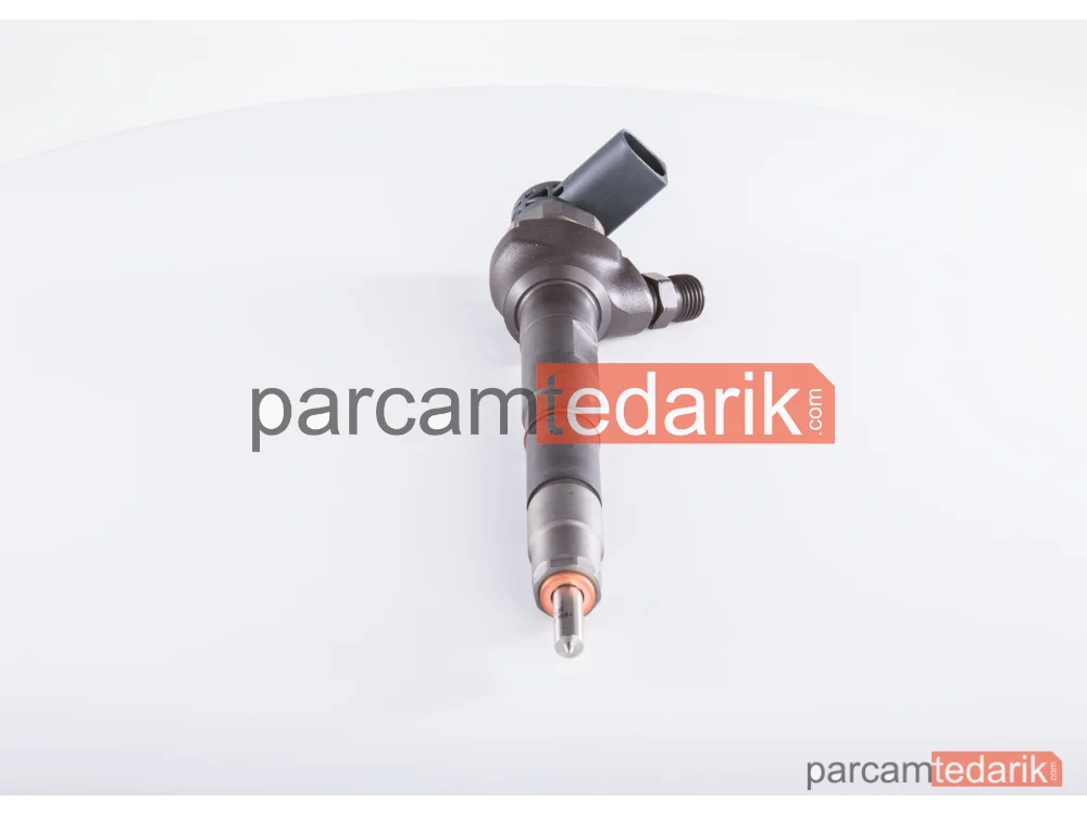 BOSCH 0445110646 | Enjektör — VW Caddy III, VW Passat B7, VW Passat B7 Variant