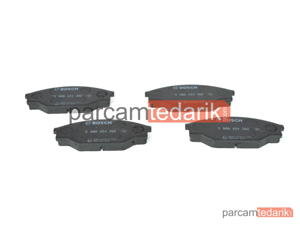 BOSCH 0986424382 | Fren Balatası — VW Taro, Toyota Hiace III, Toyota Hilux V Pick-Up