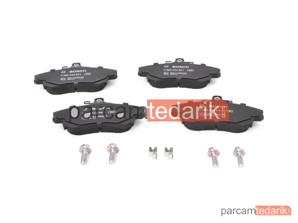 BOSCH 0986424541 | Fren Balatası (Ön) — Volvo V40, Volvo S40 I, Mitsubishi Carisma