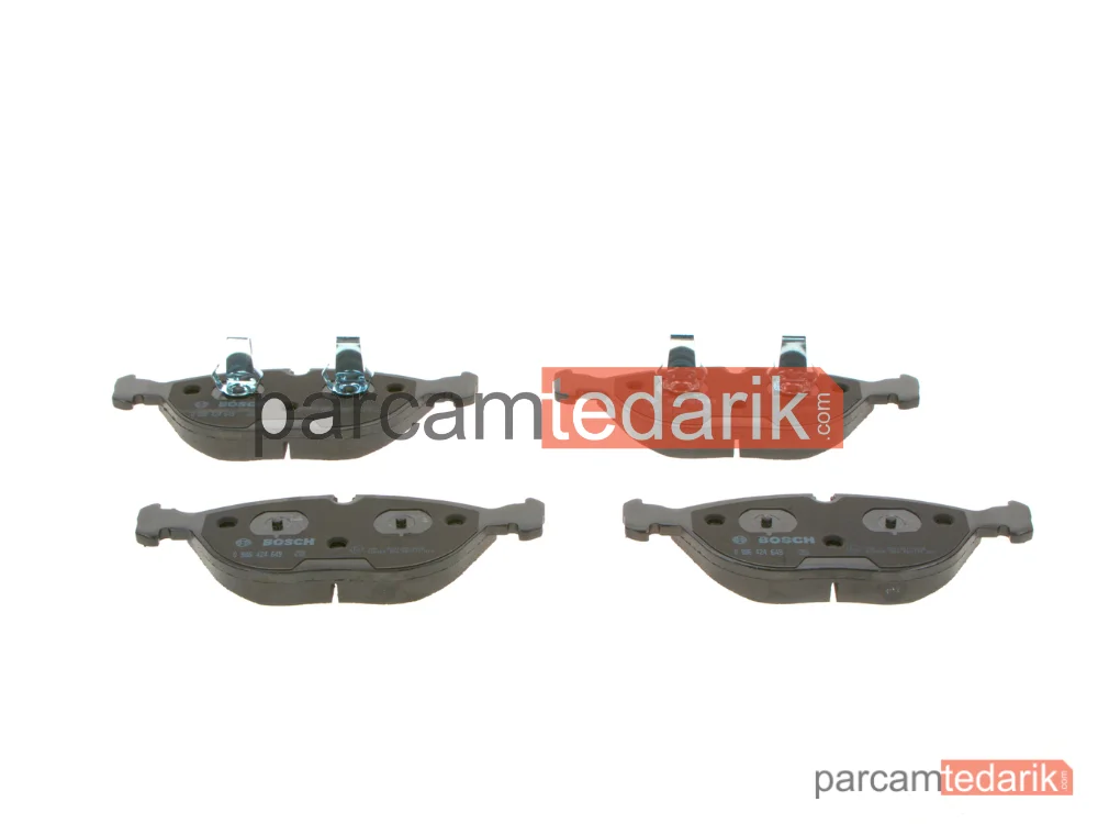 BOSCH 0986424649 | Fren Balatası (Ön) — VW Passat B5.5, VW Passat B5.5 Variant, Audi A8 D2