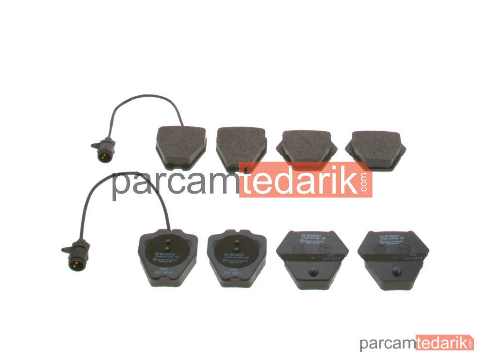 0986424689 | Fren Balatası (Ön) — Audi A8 D2, Audi A6 C4, Audi 100 C4