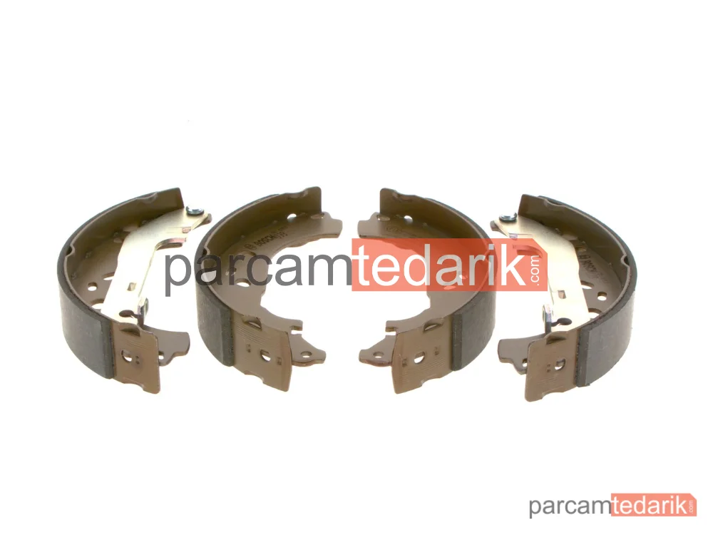 BOSCH 0986487810 | Fren Balatası (Arka) — Ford Focus II