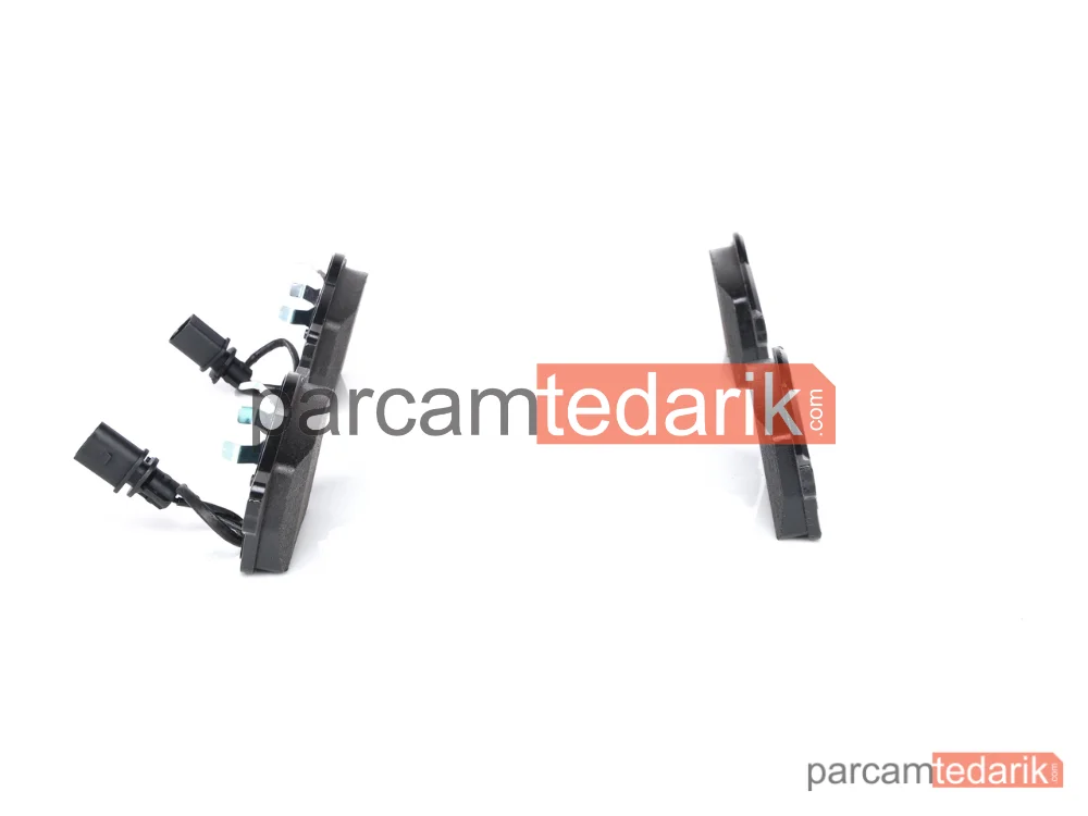 BOSCH 0986494050 | Fren Balatası — Audi A6 C5, Audi A4 B5, Audi A6 C6