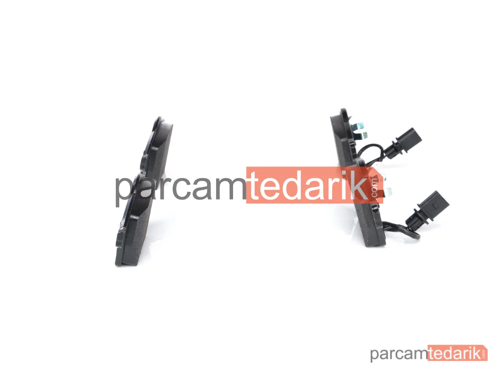 BOSCH 0986494050 | Fren Balatası — Audi A6 C5, Audi A4 B5, Audi A6 C6