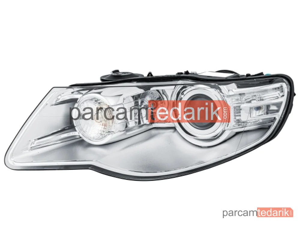 1ZS009452131 | Far (Sol) — VW Touareg