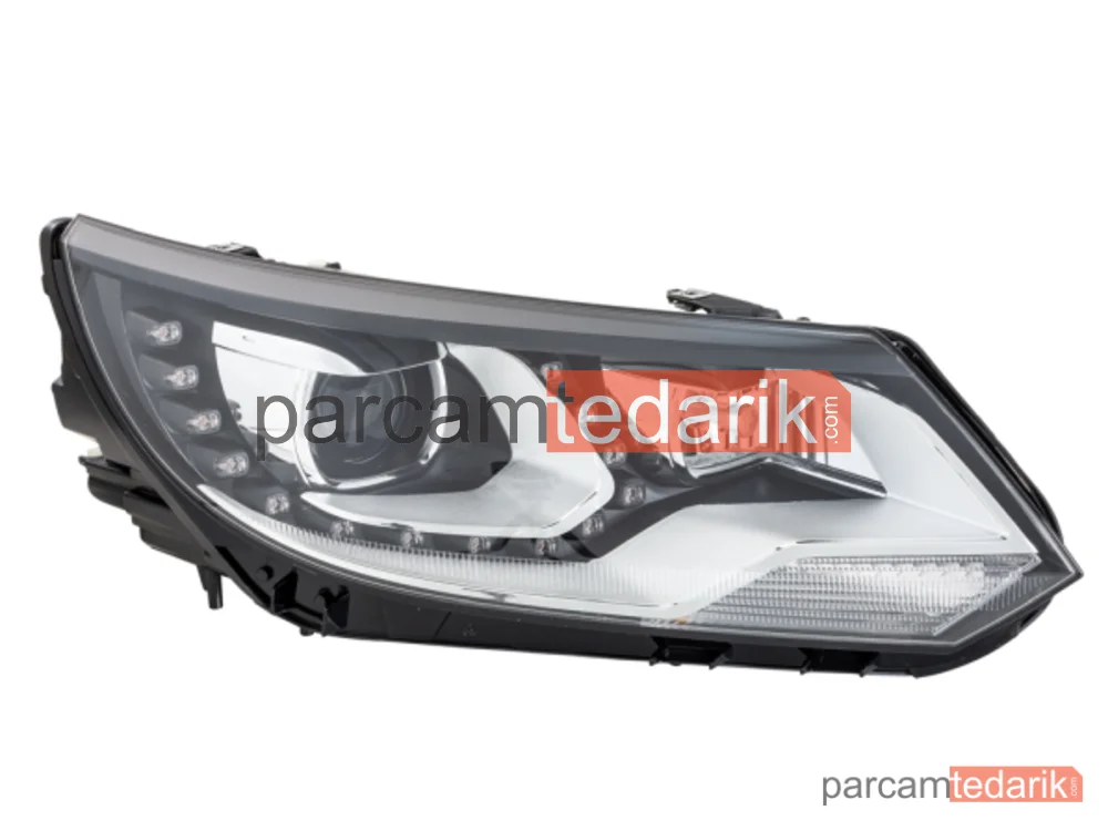 1ZS010748321 | Far (Sağ) — VW Tiguan
