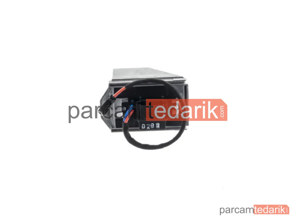 BEHR ABR37000P | Fan Kontrol Ünitesi — VW Polo 02- Audi A1 11-18 Seat Ibiza 06-17