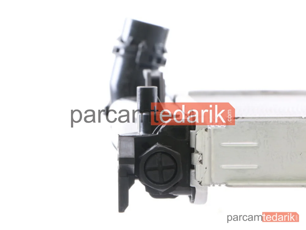 BEHR CR1083000S | Su Radyatörü — BMW E81-E87-E90-E91 /N47 OTOM.