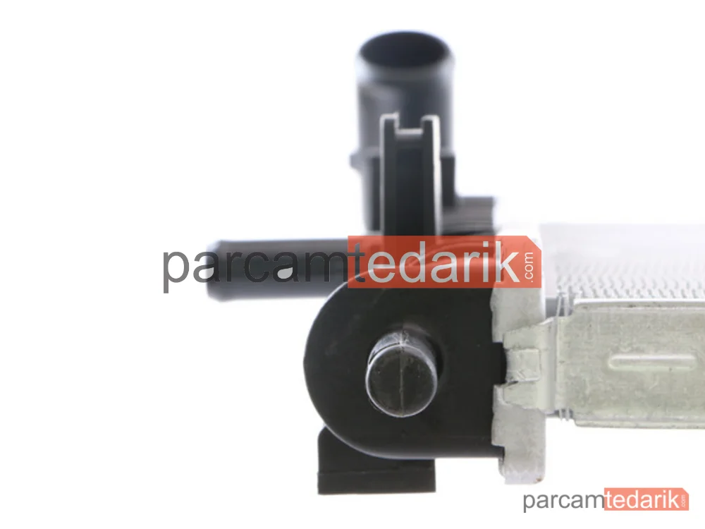 BEHR CR1347000S | Su Radyatörü — Ford Mondeo III, Ford Mondeo III Sedan, Ford Mondeo III Turnier