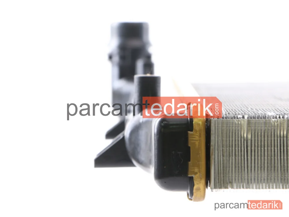 MAHLE CR2032000S | Su Radyatörü — VW Tiguan, Seat Alhambra, VW Sharan