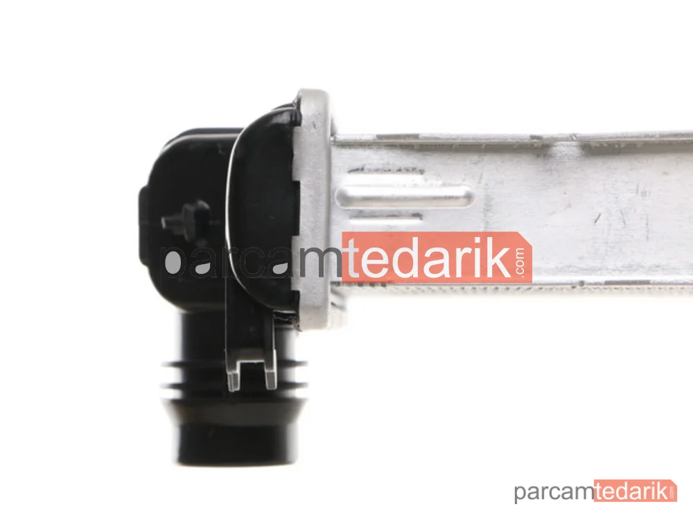 BEHR CR295000S | Su Radyatörü — BMW E39 /M52-M54 5.20 Otomatik-Klimali