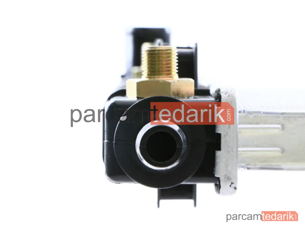 BEHR CR324000S | Su Radyatörü — Mercedes W168-W414 / 2000-2005