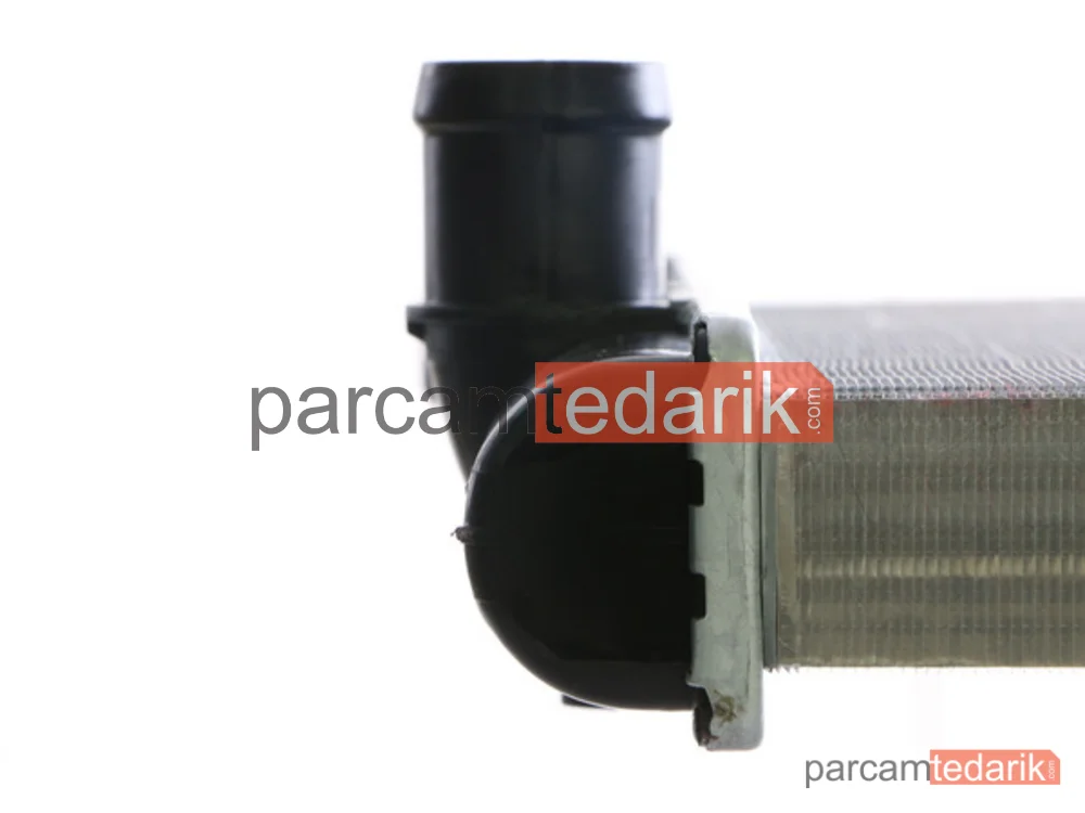 BEHR CR401000S | Su Radyatörü — Klimali 628×378 (VW Caddy 96-03 Golf 92-98 Polo 95-02 Polo CLS 96-02 Seat Ibiza 93-99) AEE-AHW-AFK-AUA