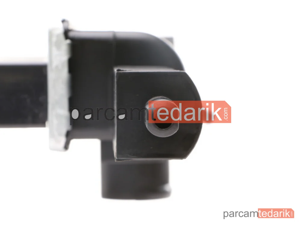 BEHR CR446000S | Su Radyatörü — Klimasiz (Opel Astra F 1.4 1.6I)