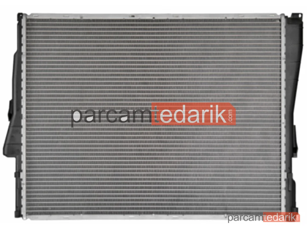 CR456000P | Su Radyatörü — BMW E46 Otomatik