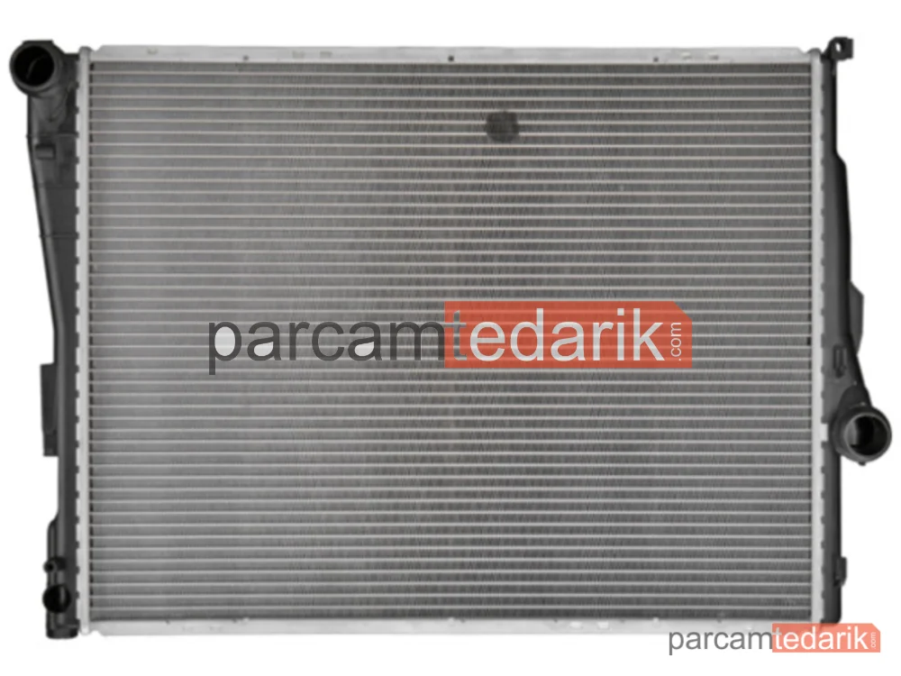 BEHR CR456000P | Su Radyatörü — BMW E46 Otomatik
