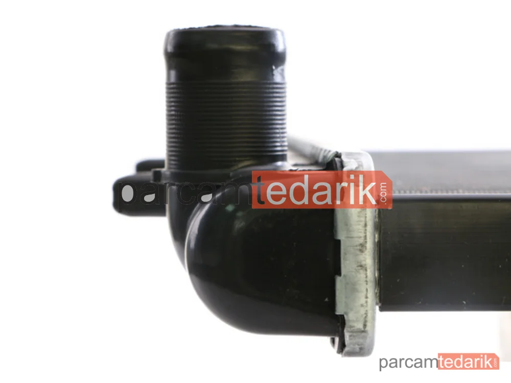 BEHR CR557000S | Su Radyatörü — Mekanik (Peugeot 1007 1.4 HDI-CITROEN C2 / C3 / C3 II 1.4 HDI) 380×402x19mm