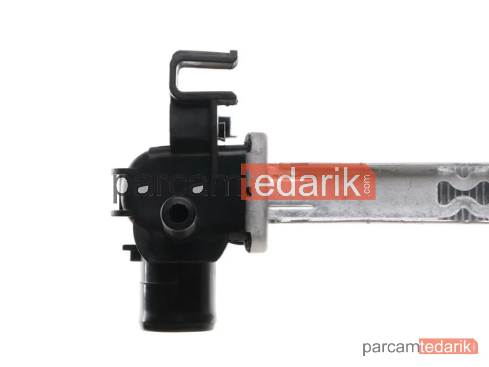 BEHR CR628000S | Su Radyatörü — Ford Focus I, Ford Focus I Kombi Van, Ford Focus I Sedan