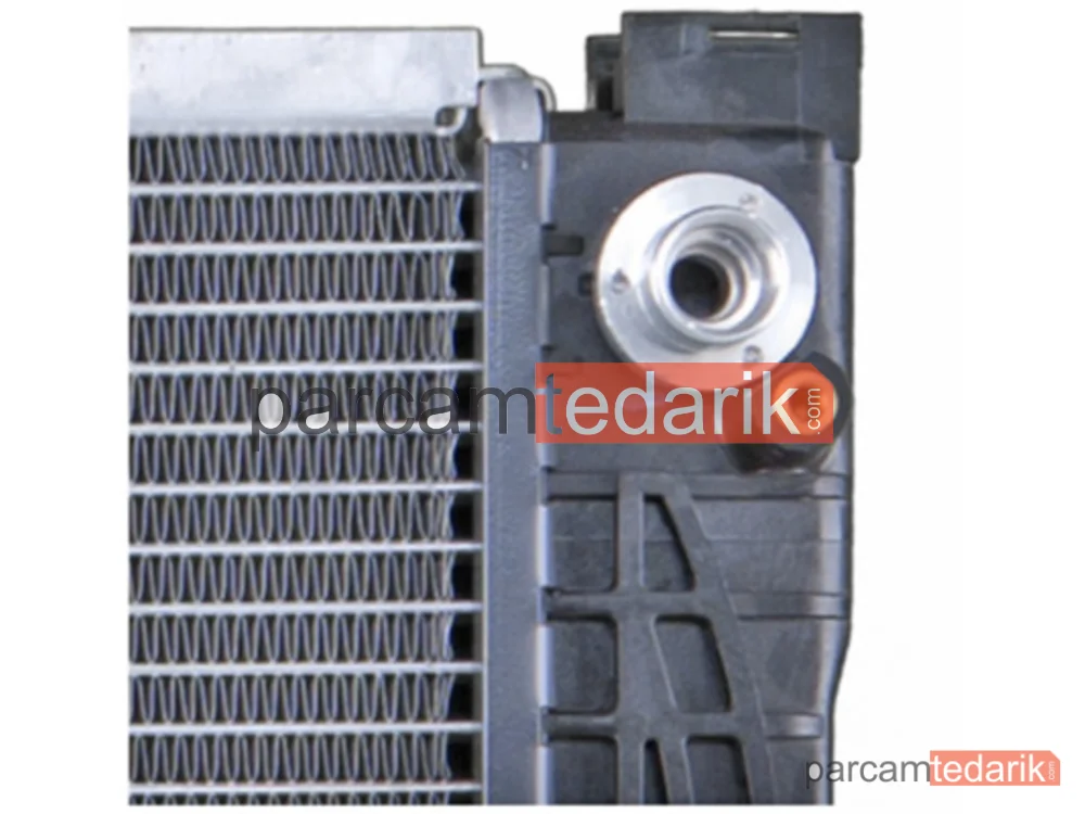 BEHR CR648000S | Su Radyatörü — Yağ Sogutuculu Otomatik (VW Passat 97-05 Audi A4 95-01 A6 98-05)