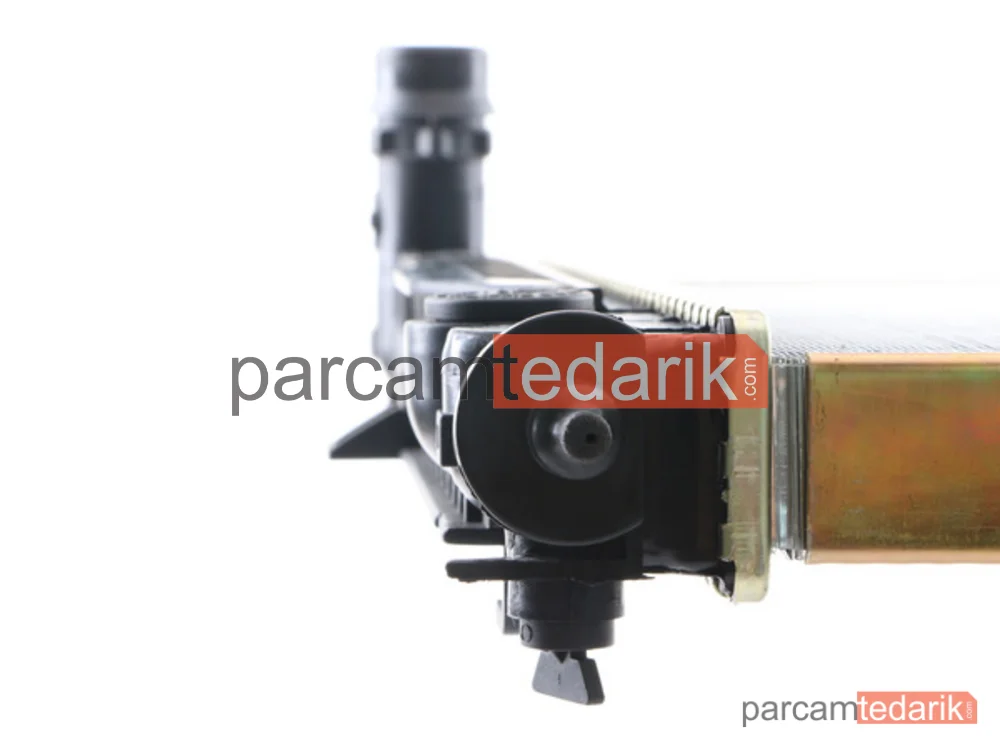 BEHR CR648000S | Su Radyatörü — Yağ Sogutuculu Otomatik (VW Passat 97-05 Audi A4 95-01 A6 98-05)
