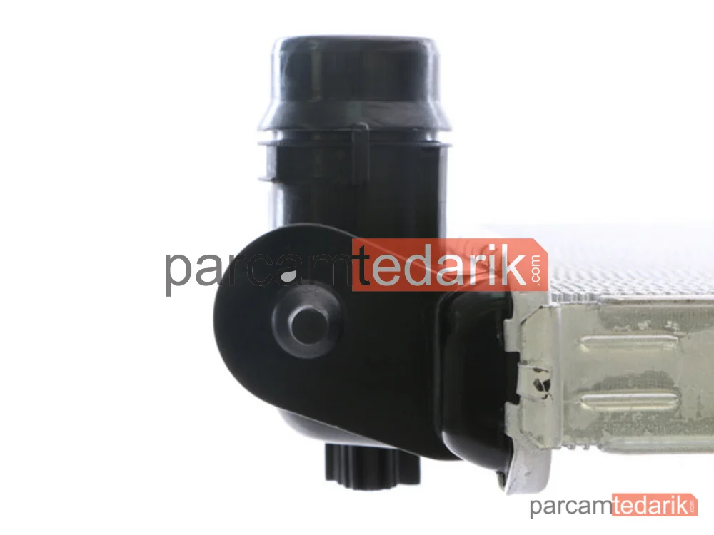 BEHR CR830000S | Su Radyatörü — Yağ Sogutuculu Otomotik (Audi A6 05-11)