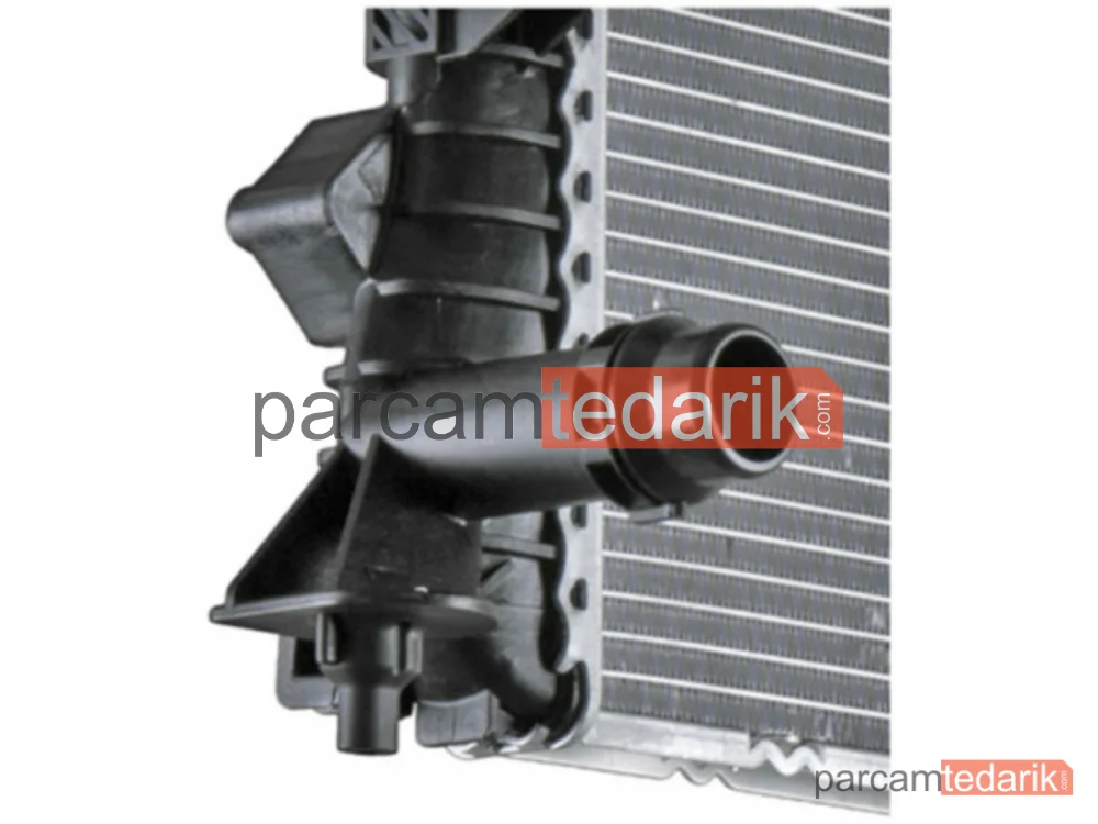 BEHR CR905000P | Su Radyatörü — Audi A4 08-16 A5 08-17 A6 11-18 Q3 12-18 Q5 09-17