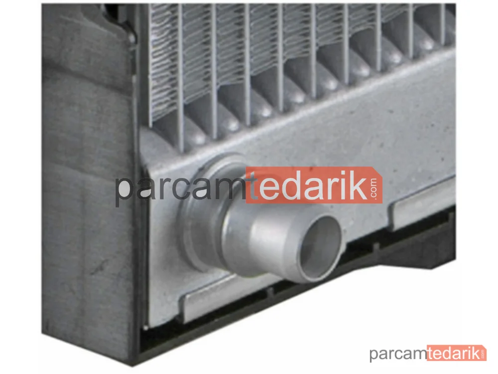 BEHR CR922000P | Su Radyatörü — BMW F01-F02-F06-F07-F10 Ilave