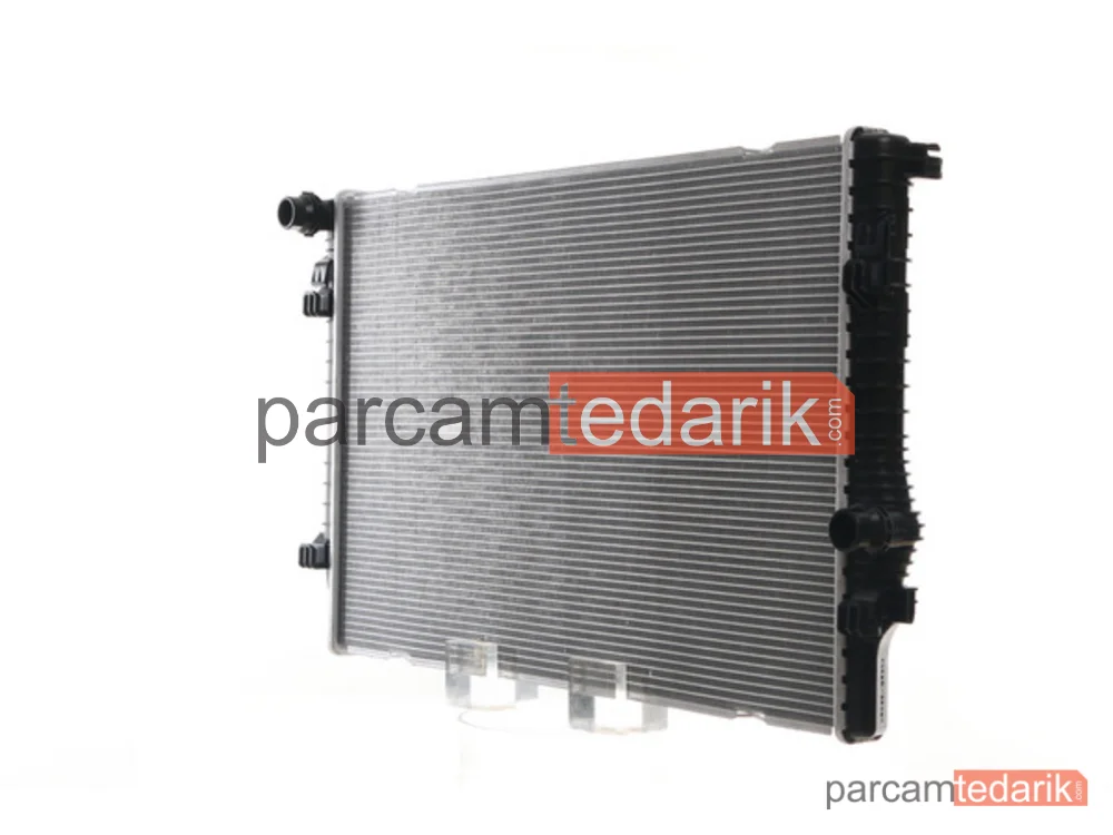 BEHR CR811000S | Su Radyatörü — 32MM(VW Golf VII 2.0 12- Passat 15- / Audi A3 1.8 2.0TFSI 12-)