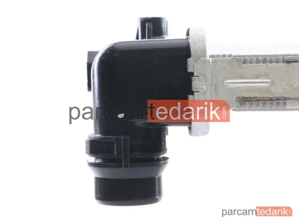 BEHR CR30000S | Su Radyatörü — VW Caddy 04- Golf 04-14 Audi A3 04-13 Seat Leon 06-13