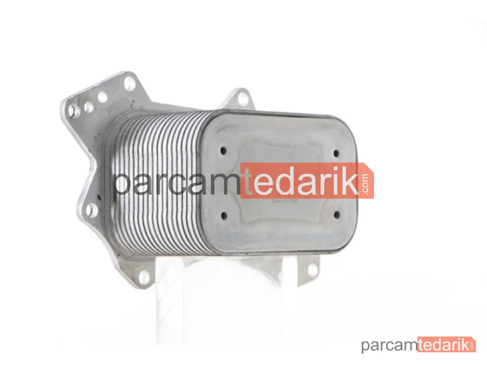 BEHR CLC135000S | Yağ Soğutucusu — VW Touareg 07-12 Audi A4 08-16 A6 09-11 Q7 07-15