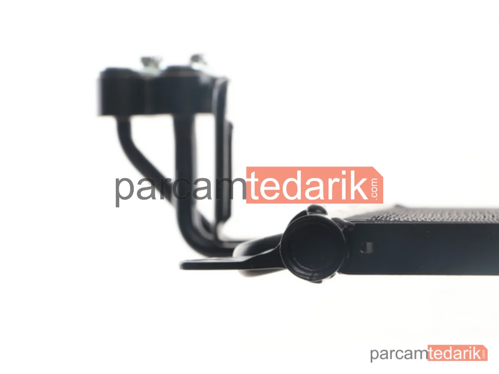 BEHR AC566000S | Klima Kondenseri — VW Polo / Audi A1 / Seat Ibiza / Toledo / Skoda Fabia / Rapid