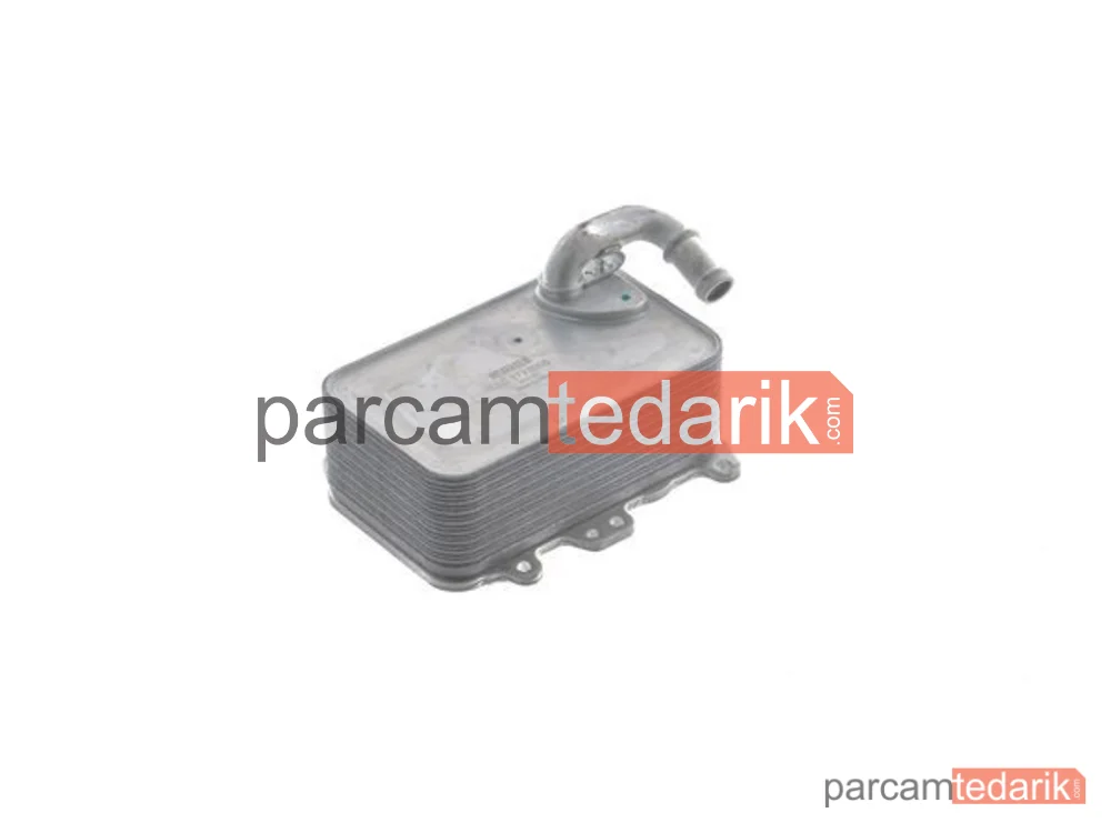BEHR CLC373000S | Yağ Soğutucusu — VW Touareg 11-14 Audi A4 13-16 A6 11-18 Q5 13-17 Q7 10-15 Porsche Cayenne 10-18