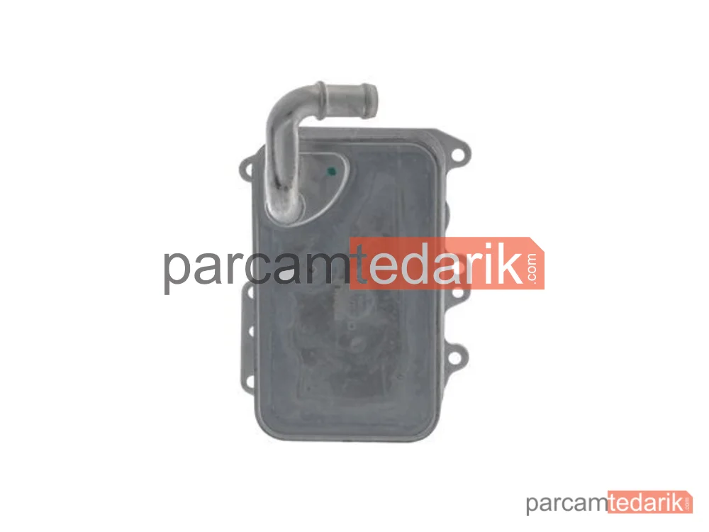 BEHR CLC373000S | Yağ Soğutucusu — VW Touareg 11-14 Audi A4 13-16 A6 11-18 Q5 13-17 Q7 10-15 Porsche Cayenne 10-18