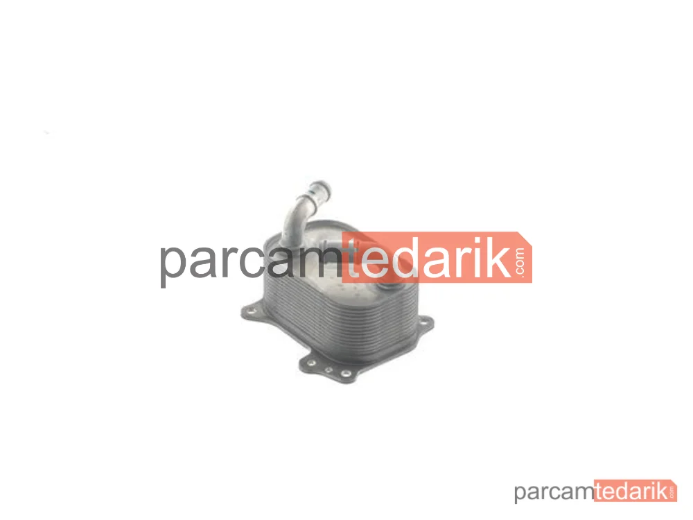 BEHR CLC389000S | Yağ Soğutucusu — Audi A3 Limousine, Audi A3 Sportback, Audi Q3