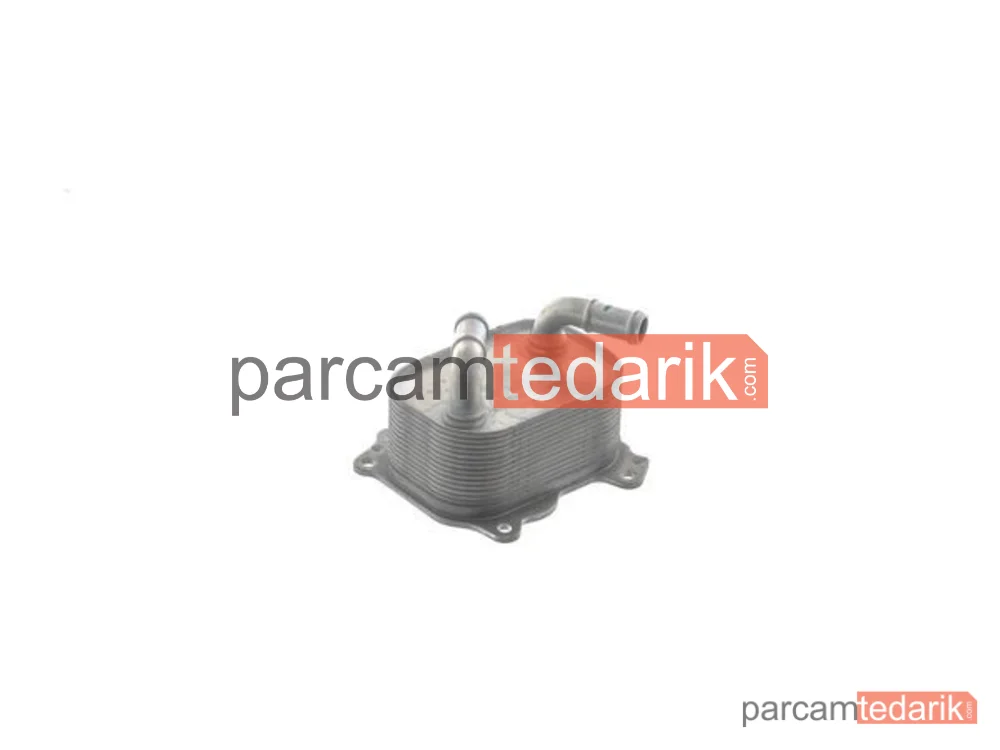 BEHR CLC389000S | Yağ Soğutucusu — Audi A3 Limousine, Audi A3 Sportback, Audi Q3