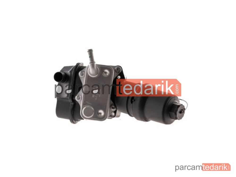 BEHR CLC348000S | Yağ Filtre Gövdesi (Soğutuculu) — VW Golf Passat Audi A3 A4 A6 Seat Leon Skoda Octavia