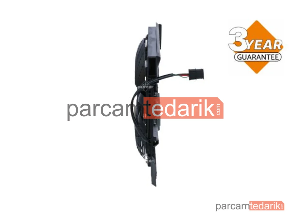 NRF 47211 | Soğutma Fanı — BMW E39 3 Fişli