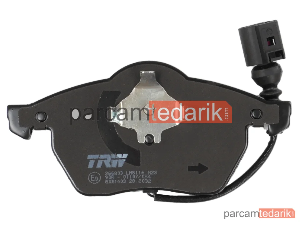 TRW GDB1403 | Ön Fren Balatası-Kablolu (VW Golf 98-06 Polo 05-10 Audi A3 97-03 Seat Leon 00-06)