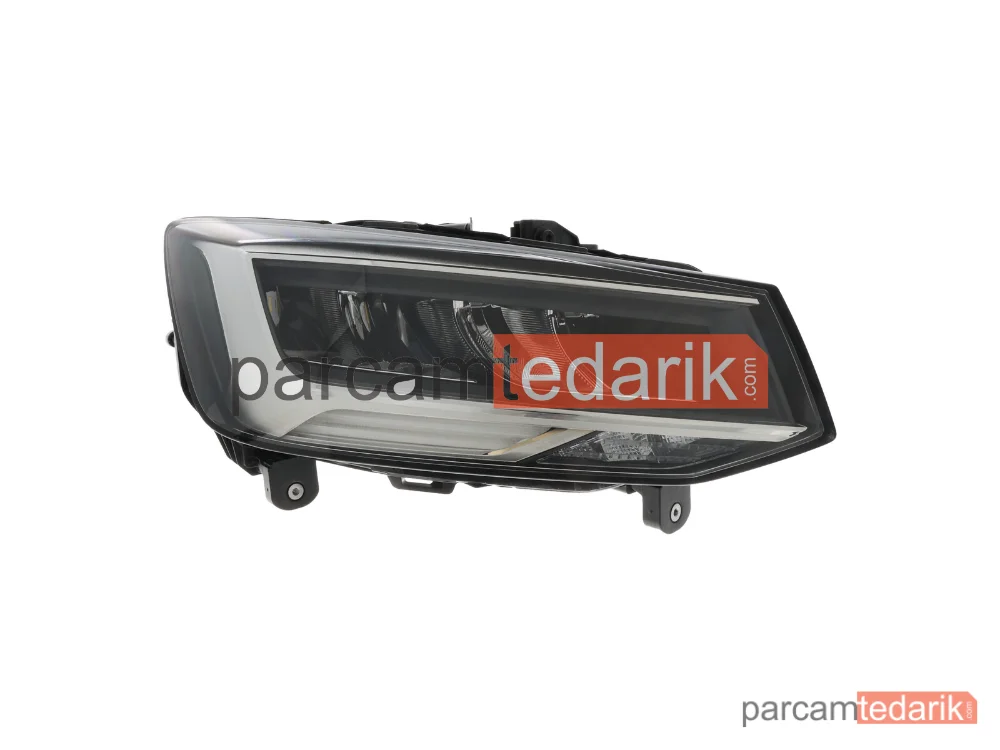 451077 | Far — Audi Q2